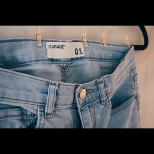 Light wash low rise jeans